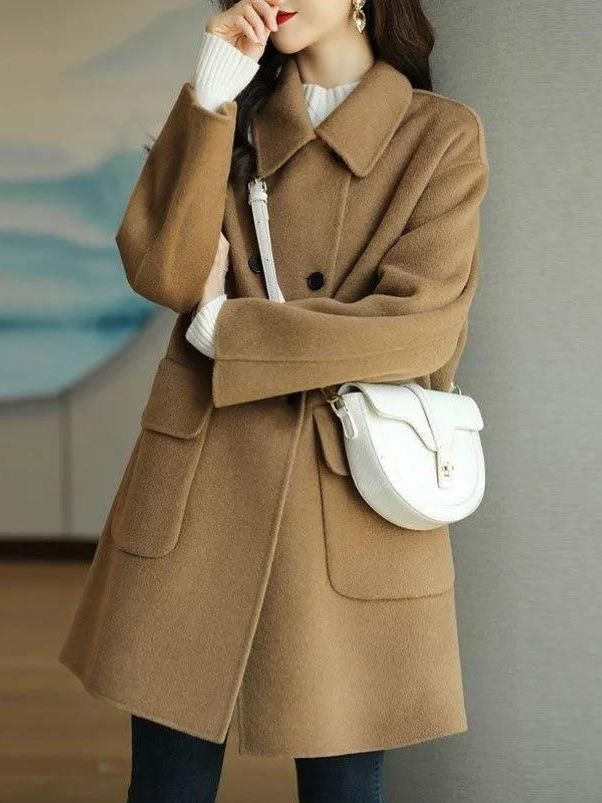 Wool Coat Peacoat - Stijlvolle wollen jas van gemiddelde lengte,